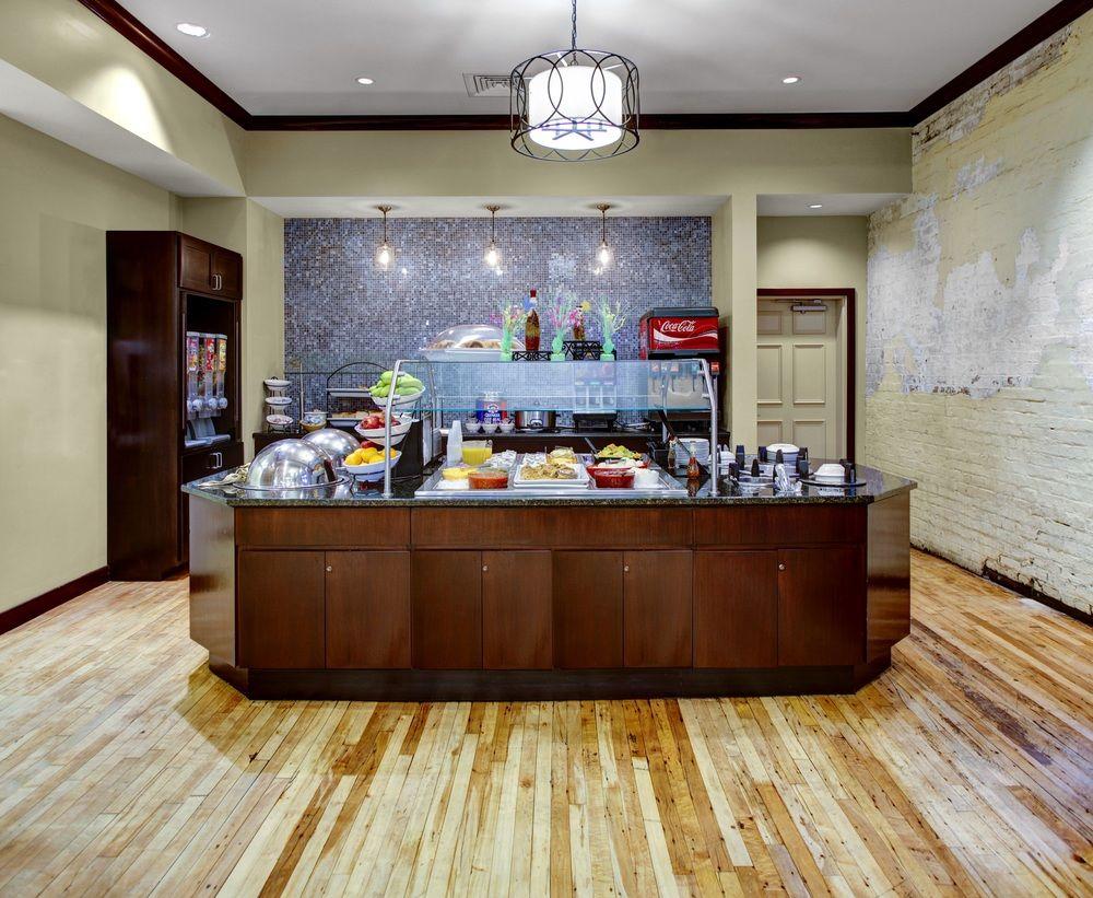 Staybridge Suites Savannah Historic District By Ihg Екстер'єр фото