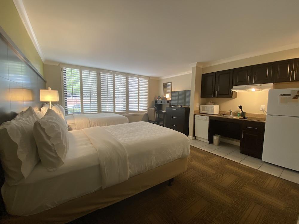 Staybridge Suites Savannah Historic District By Ihg Екстер'єр фото