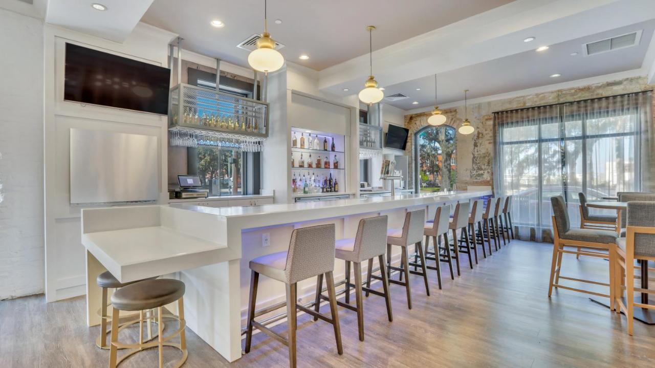 Staybridge Suites Savannah Historic District By Ihg Екстер'єр фото