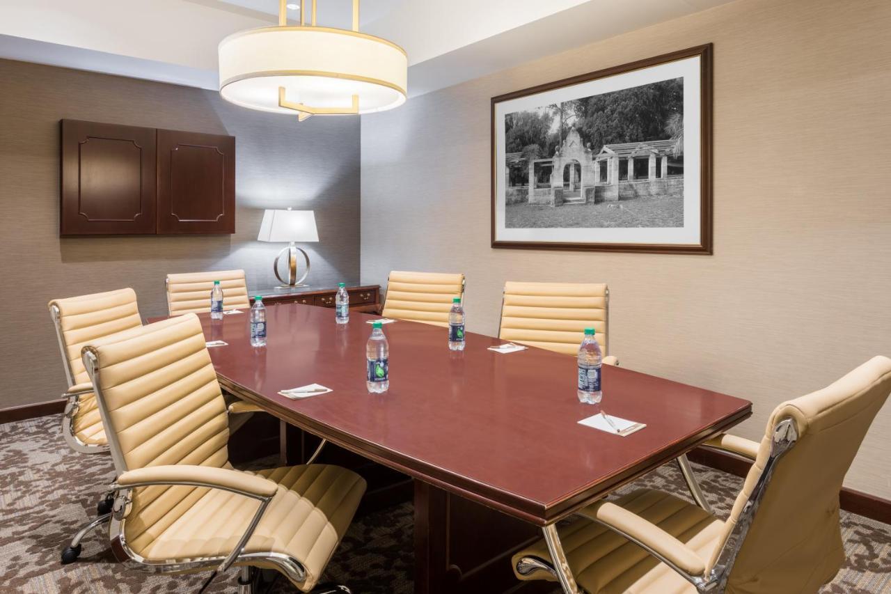 Staybridge Suites Savannah Historic District By Ihg Екстер'єр фото