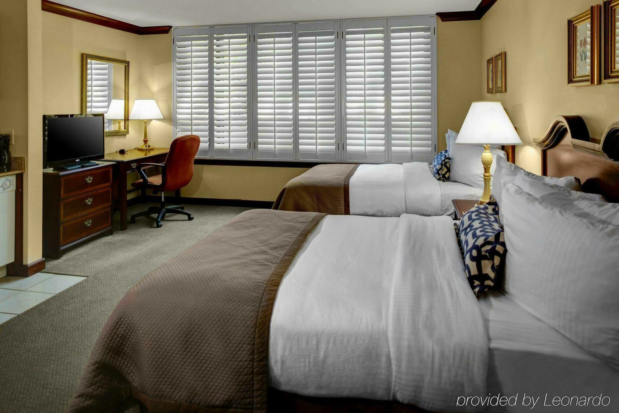 Staybridge Suites Savannah Historic District By Ihg Екстер'єр фото